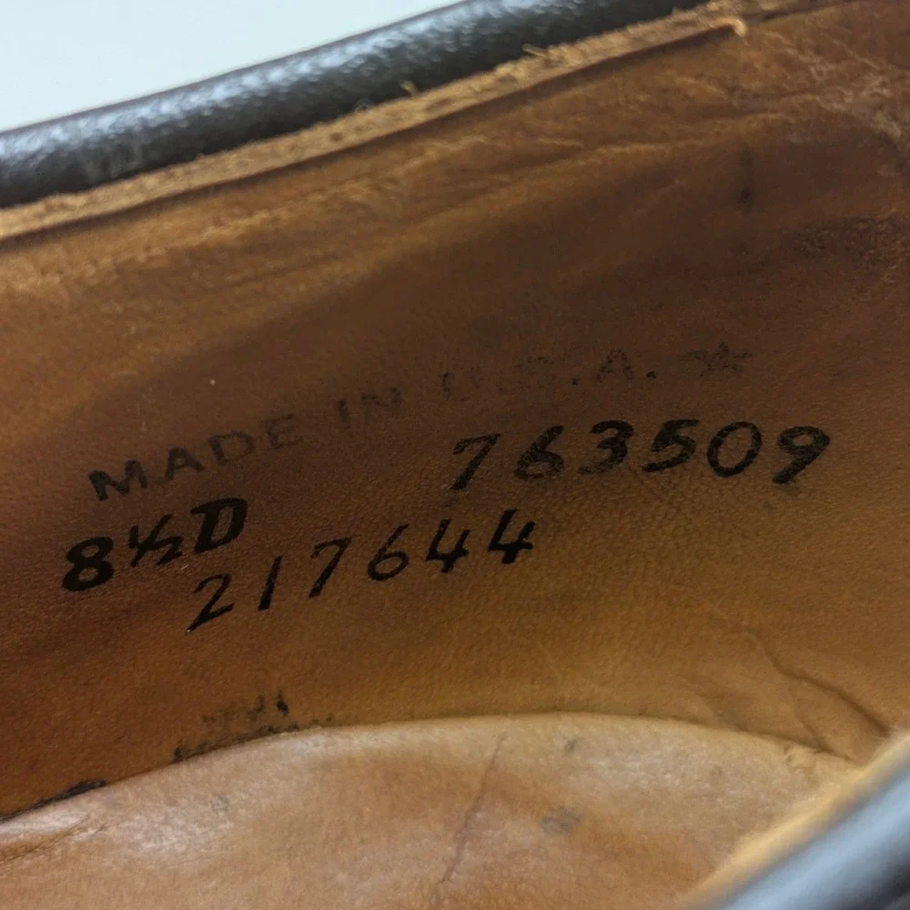 Vtg Dexter Dark Burgandy Wingtip Oxfords 100% Leather Made in the USA Size 8 1/2